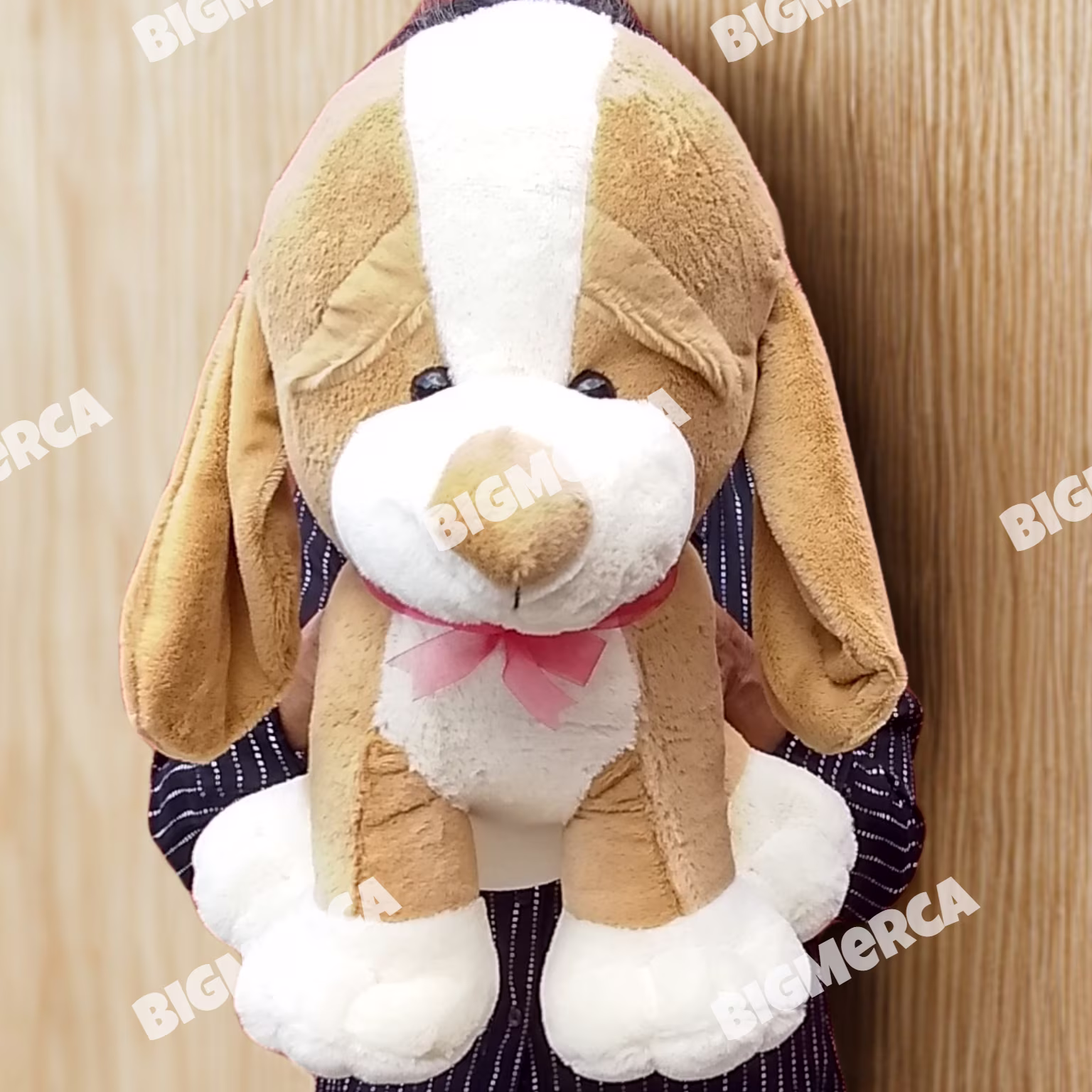 Conoce al adorable Perro de Peluche Cabezón, un peluche suave, encantador y con una cabeza grande que lo hace irresistible.